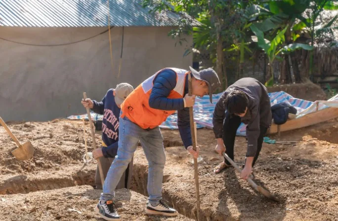 Preparación de terreno para construcción de piscina en Granada